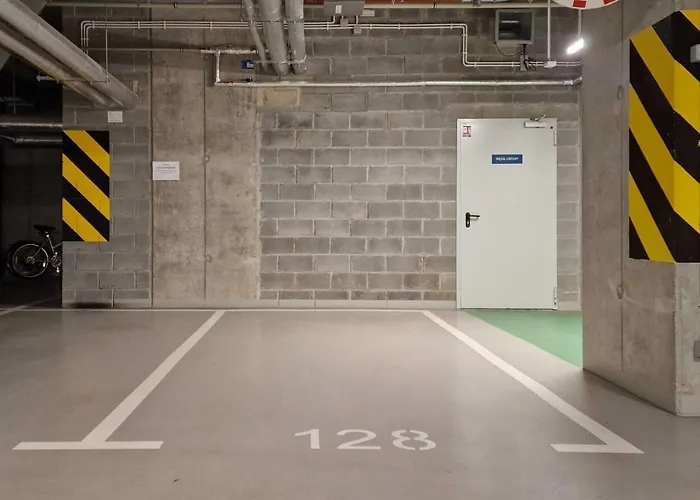 Hugo By Renters * Varsavia