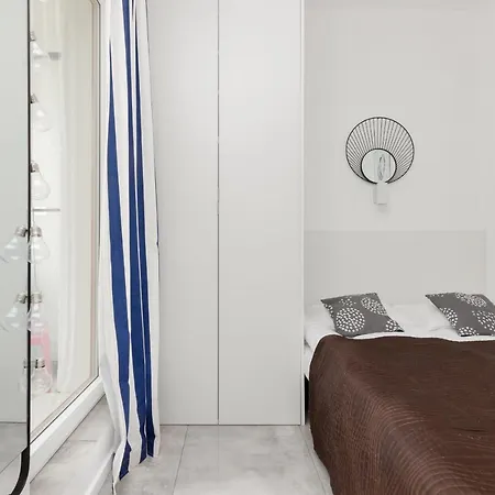 Hugo By Renters